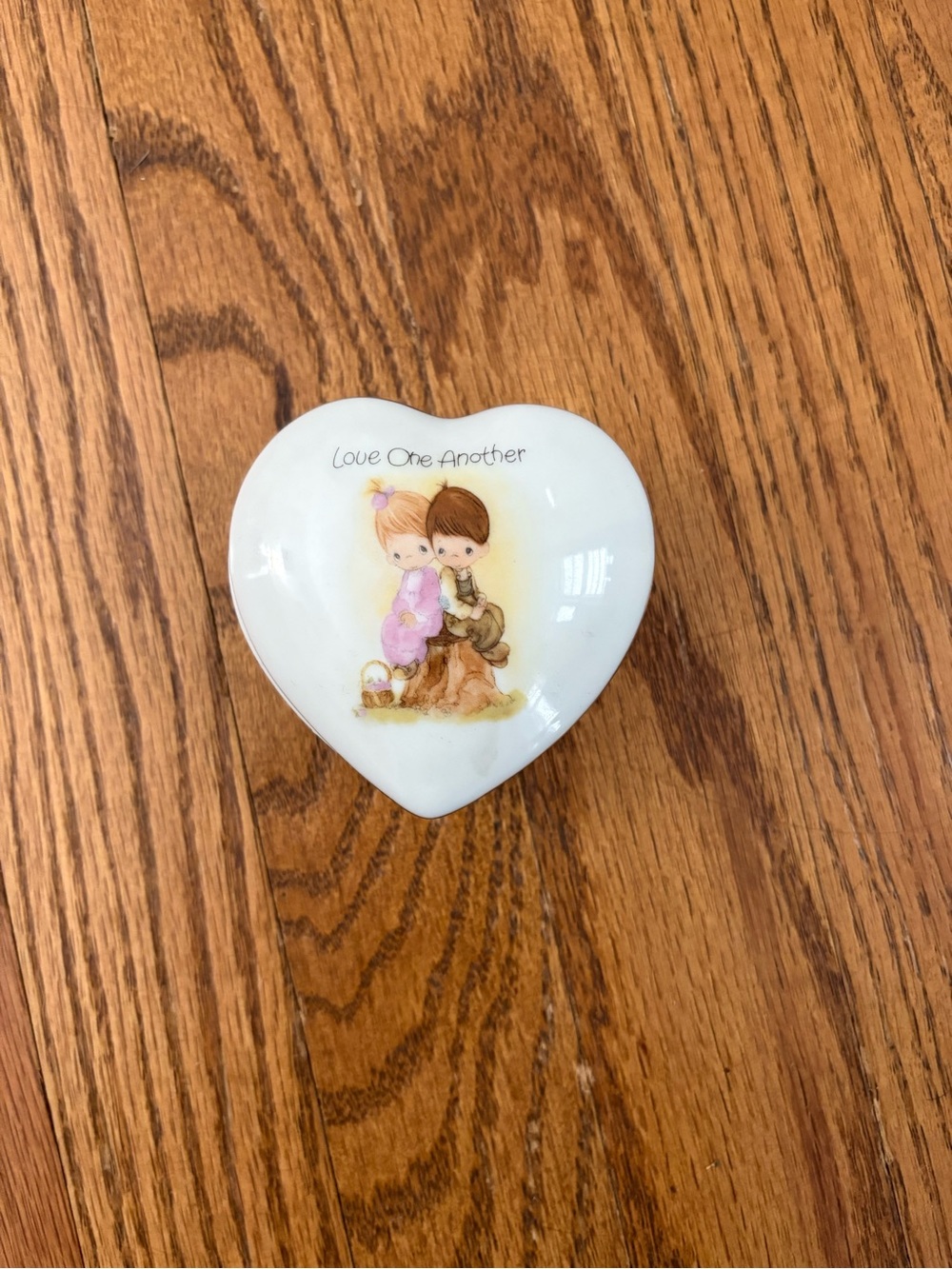 1978 Precious Moments Heart Shaped Trinket Dish Enesco Love One another